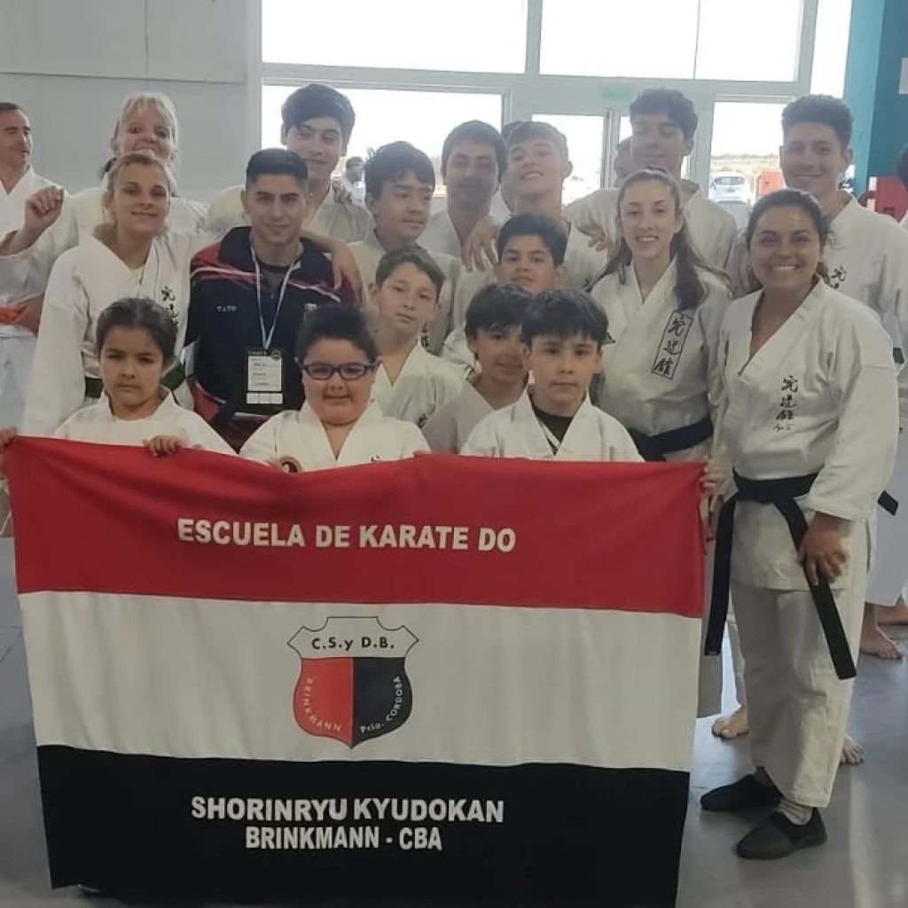 EXCELENTES RESULTADOS DEL KARATE DE CENTRO SOCIAL EN SAN LUIS